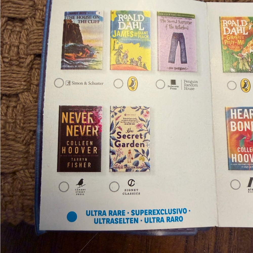 Mini Brand Books - Picture 3 of 3